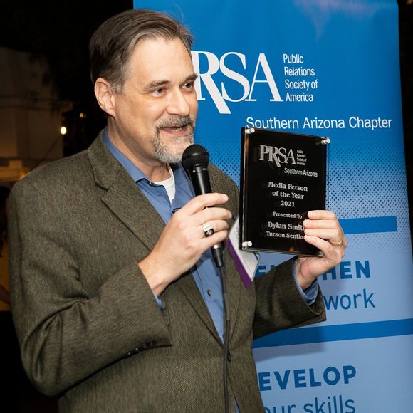 Meet your Posher, Dylan - Picture 1 of 1